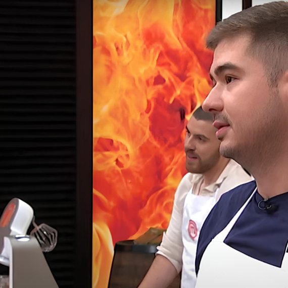 Jedna stvar ga je odmah izdvojila od drugih takmičara "MasterChef Srbija"! Evo kako je Milan Novčić nasmejao ceo studio (VIDEO)